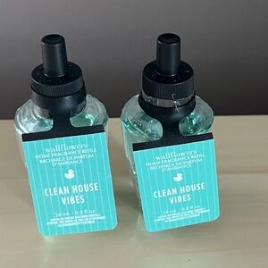 New Two White Barn Bath Body Works Clean House Vibes Wallflowers Refills